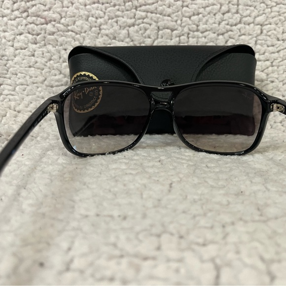 Ray Ban – RB4128 - Picture 3 of 6